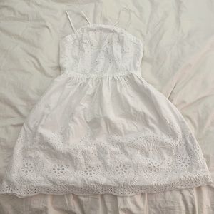 Abcrombie white dress, size S. 🤍